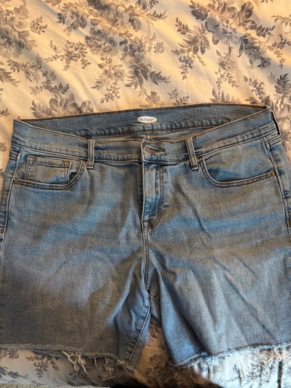Old Navy Women's Light Wash Denim Shorts